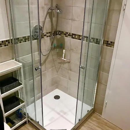 Frevel アパート *